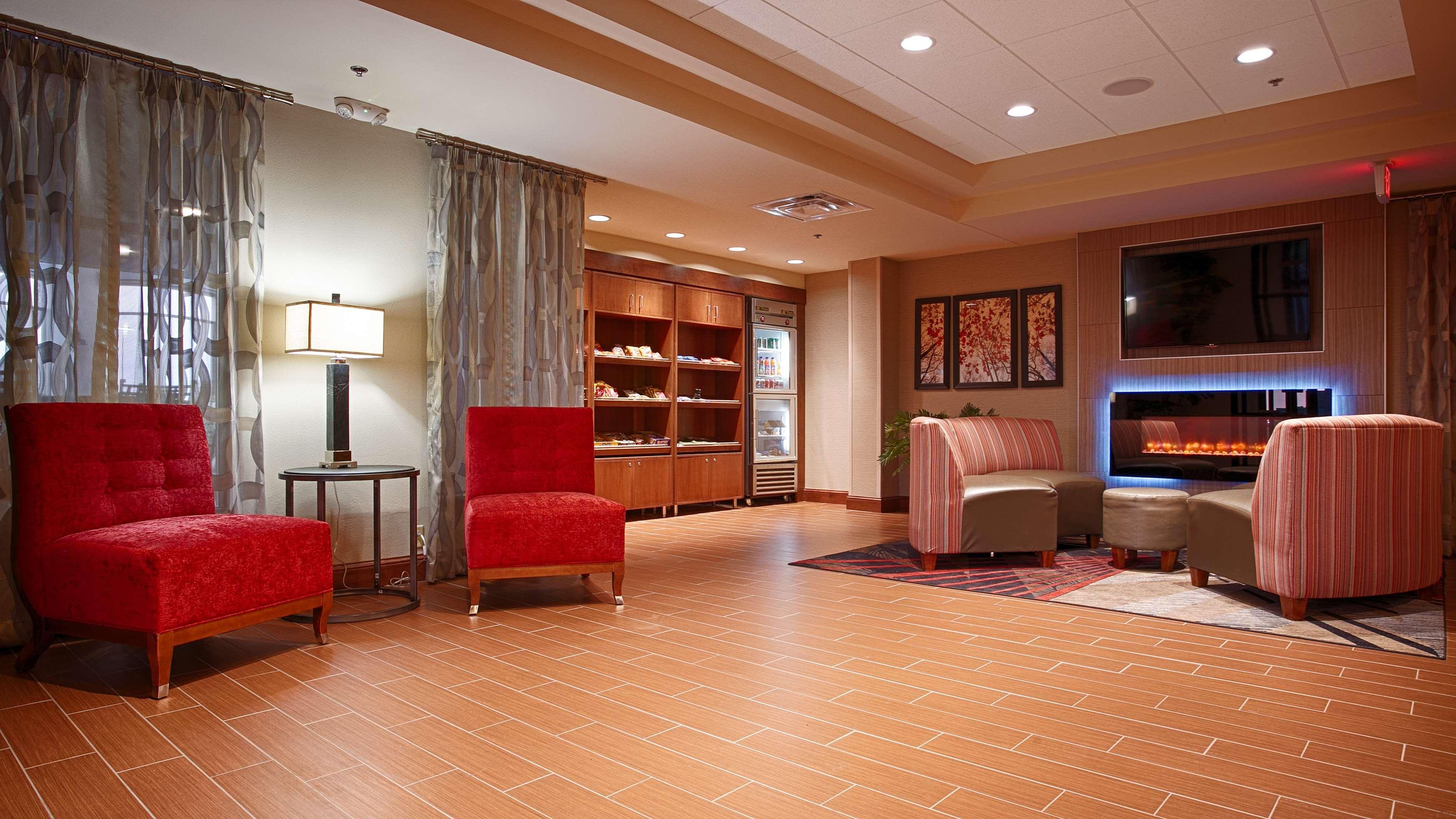 Best Western Plus Willmar מראה חיצוני תמונה
