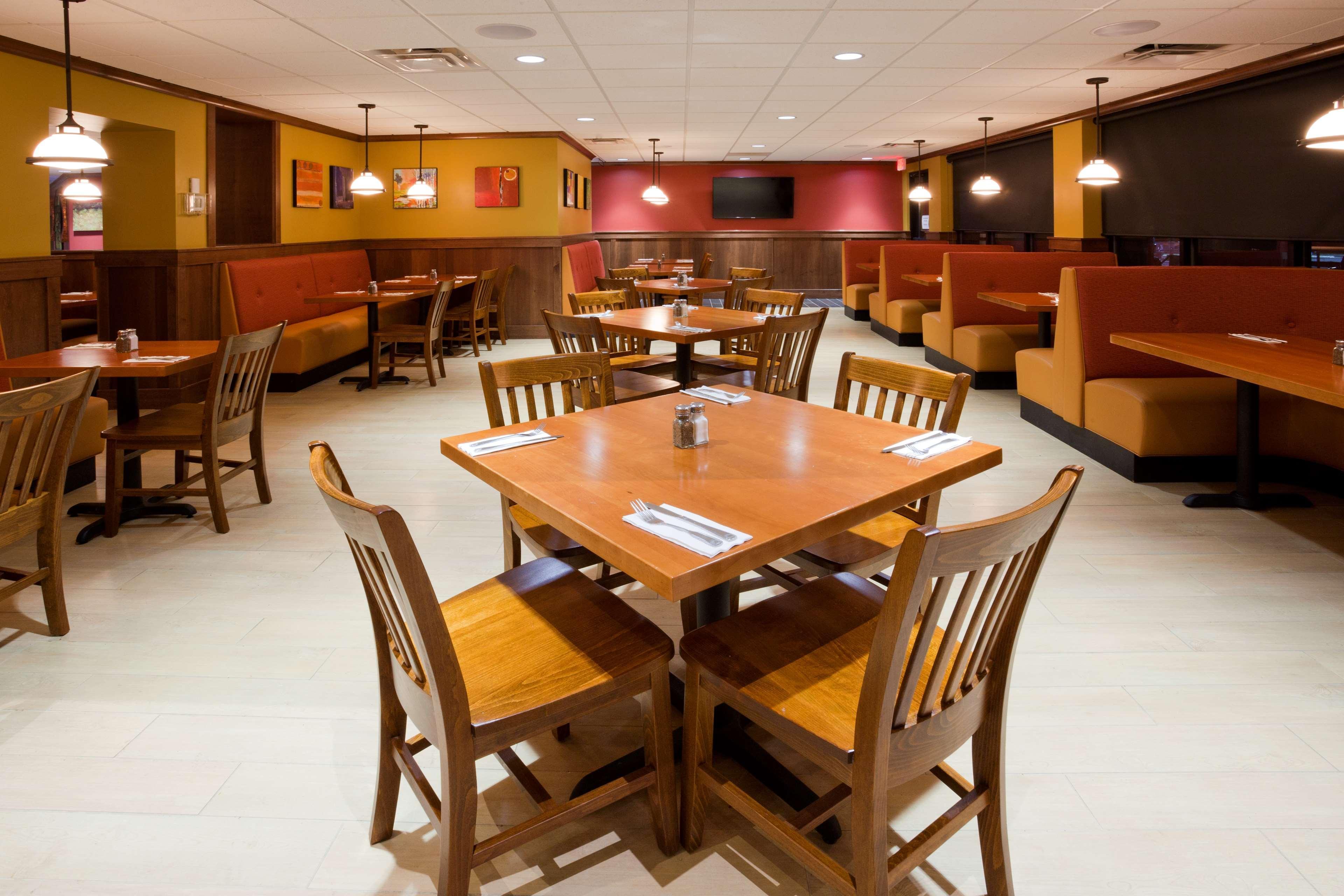 Best Western Plus Willmar מראה חיצוני תמונה